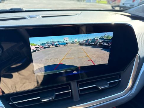 Certified 2025 Chevrolet Trax ACTIV w/ Sunroof Package FWD image 17