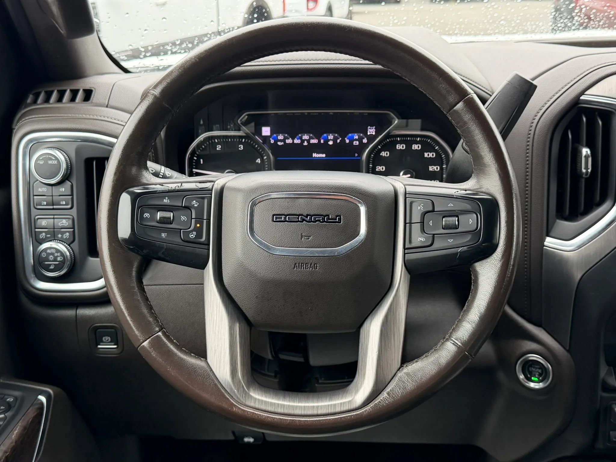 Used 2021 GMC Sierra 3500 Denali w/ Denali Ultimate Package AWD/4WD image 40