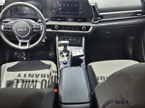 Certified 2025 Kia Sportage LX FWD image 12