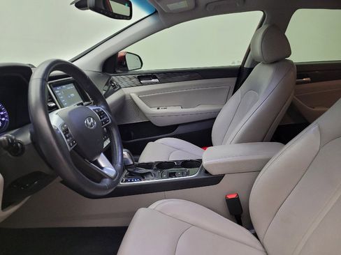Used 2018 Hyundai Sonata Limited image 17