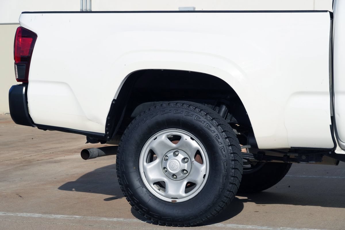 Used 2022 Toyota Tacoma SR RWD image 28