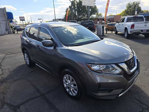 Used 2020 Nissan Rogue S image 5
