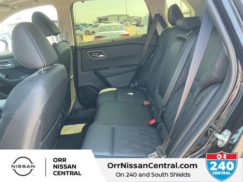 New 2026 Nissan Rogue Platinum w/ Platinum Premium Package AWD/4WD image 13