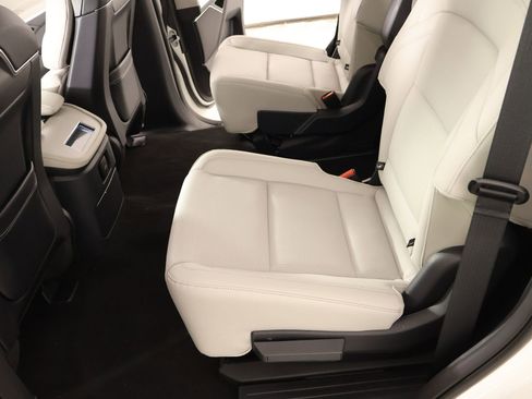 New 2026 Lincoln Navigator Premiere AWD/4WD image 12