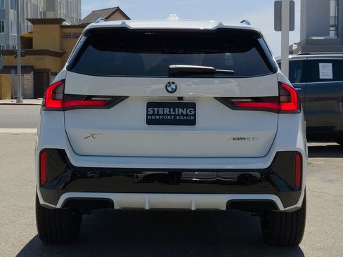 New 2026 BMW X1 xDrive28i w/ Technology Package AWD/4WD image 16