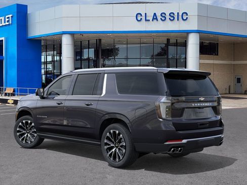 New 2026 Chevrolet Suburban High Country image 3