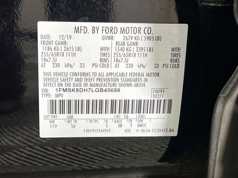 Used 2020 Ford Explorer XLT w/ Equipment Group 202A AWD/4WD image 38