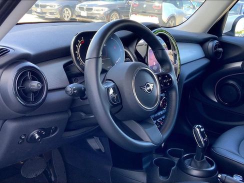 Certified 2024 MINI Cooper 4-Door Hardtop FWD image 16