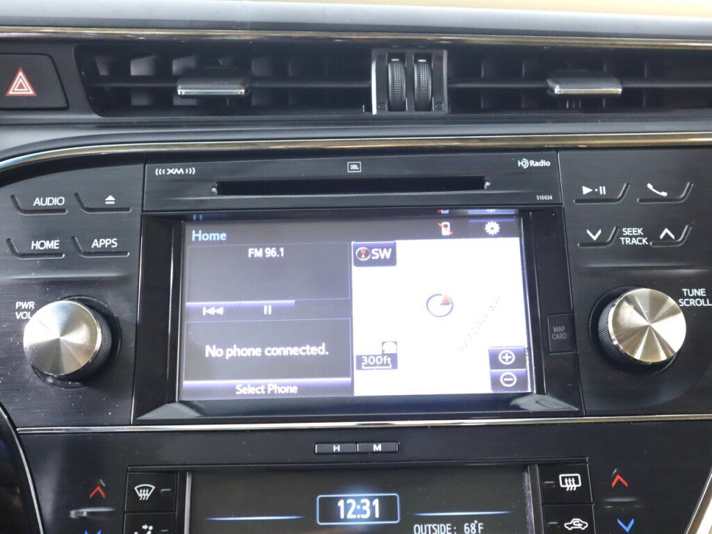 Used 2015 Toyota Avalon Limited FWD image 21