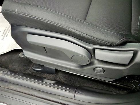 Used 2025 Hyundai Santa Fe SE image 11