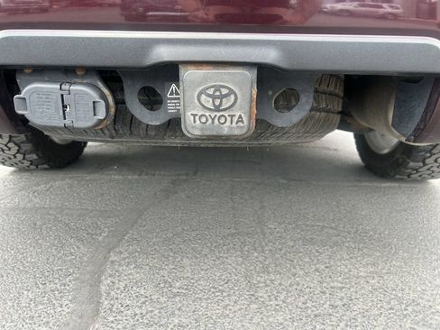 Used 2019 Toyota Sequoia Platinum AWD/4WD image 24