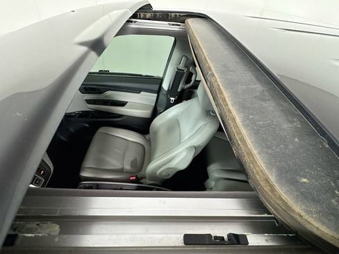 Used 2019 Honda Odyssey Touring image 26