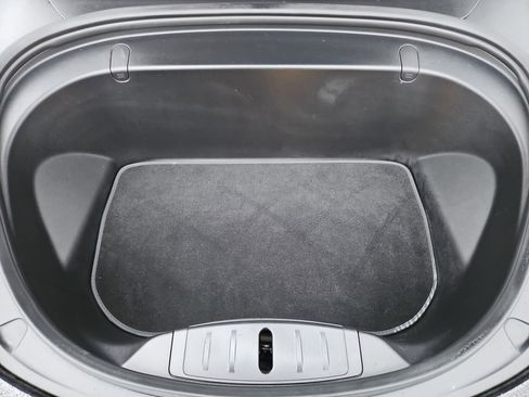 Used 2018 Tesla Model 3 Long Range image 36