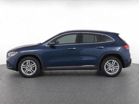 Used 2022 Mercedes-Benz GLA 250 4MATIC w/ Premium Package Lite image 32