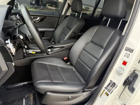 Used 2015 Mercedes-Benz GLK 350 2WD image 14