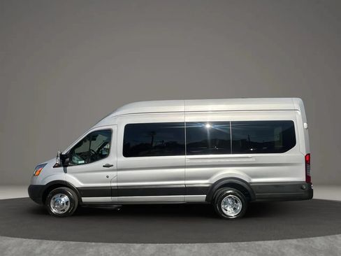 Used 2019 Ford Transit 350 XLT RWD image 8