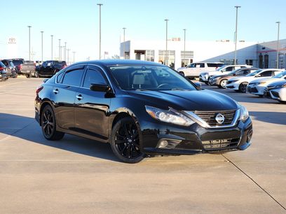 Used 2017 Nissan Altima 2.5 SR w/ Midnight Edition Package