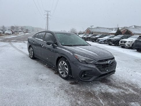 Used 2023 Subaru Legacy Limited image 7