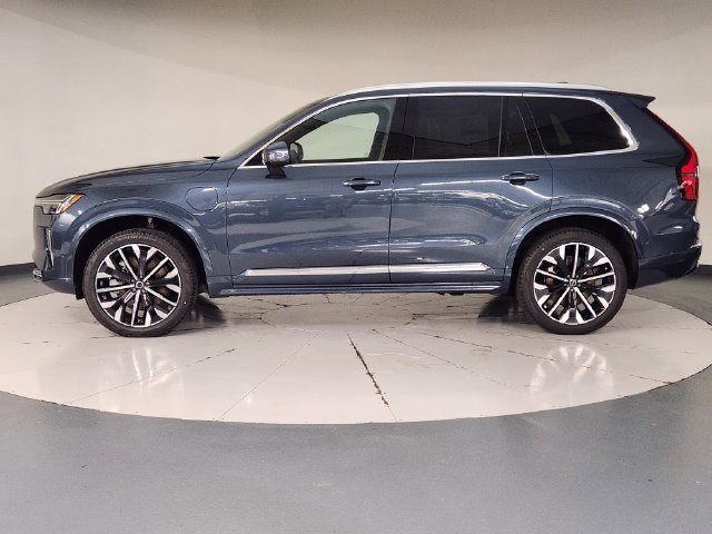 New 2026 Volvo XC90 T8 Plus w/ Protection Package Premier AWD/4WD image 5