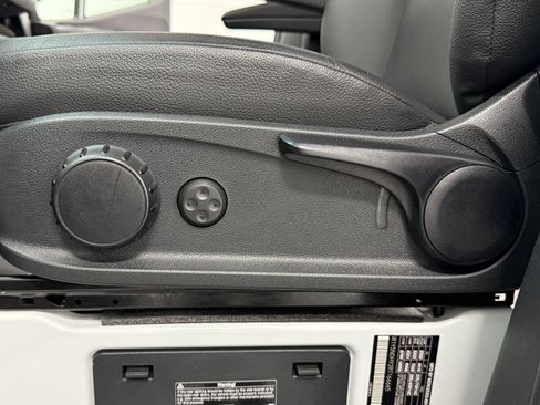 Used 2024 Mercedes-Benz Sprinter 3500 image 21