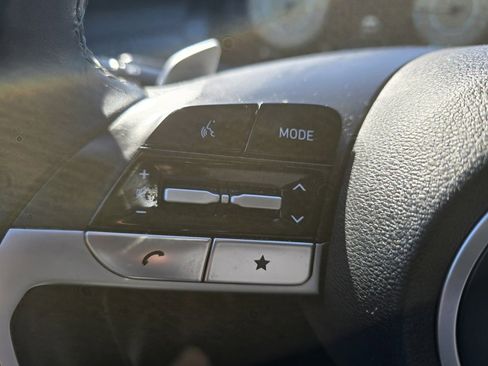 Used 2023 Hyundai Tucson Limited image 20