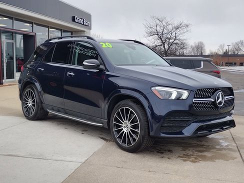 Used 2020 Mercedes-Benz GLE 350 4MATIC image 3