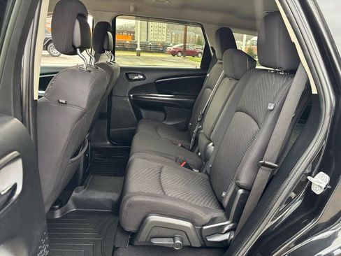 Used 2012 Dodge Journey SXT w/ Flexible Seating Group image 24