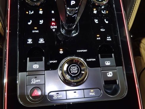 Used 2020 Bentley Flying Spur W12 w/ First Edition Specification image 18