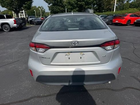 Used 2026 Toyota Corolla LE FWD image 5