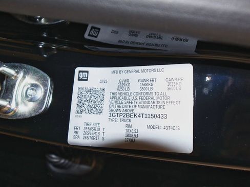 New 2026 GMC Canyon Elevation w/ Convenience Package image 32