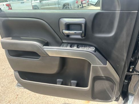 Used 2018 Chevrolet Silverado 1500 LT w/ LT Eassist Package AWD/4WD image 16