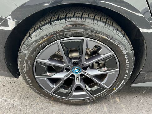 Used 2023 BMW i4 eDrive40 w/ Premium Package image 14
