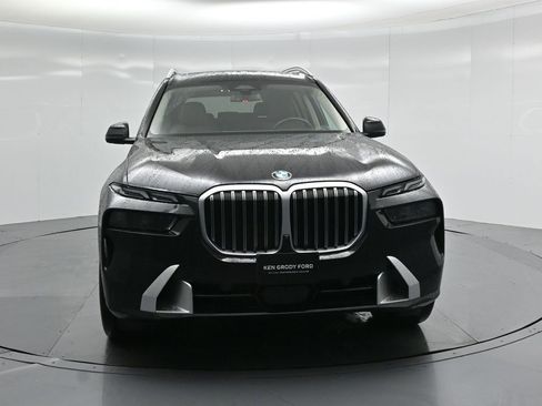 Used 2023 BMW X7 xDrive40i w/ Parking Assistance Package image 55