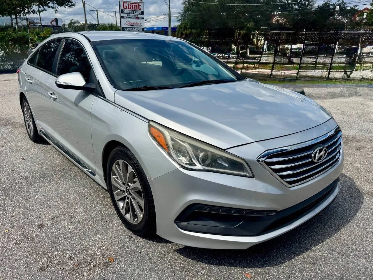 Used 2015 Hyundai Sonata Sport FWD image 10