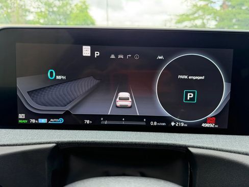 Used 2022 Kia EV6 Wind RWD image 26