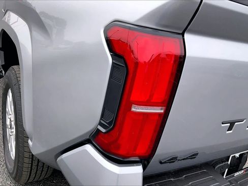 New 2026 Toyota Tacoma SR5 AWD/4WD image 14