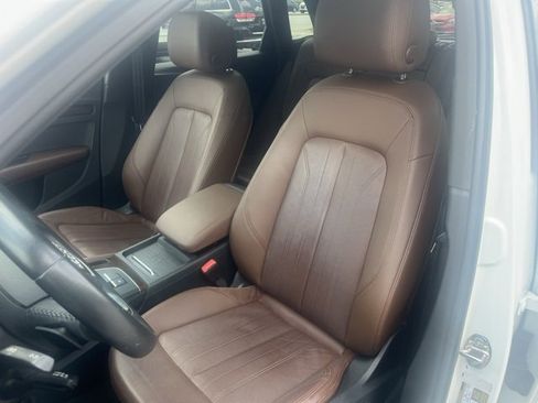 Used 2020 Audi Q5 2.0T Premium w/ Convenience Package image 15