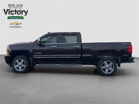 Used 2019 Chevrolet Silverado 2500 High Country image 3