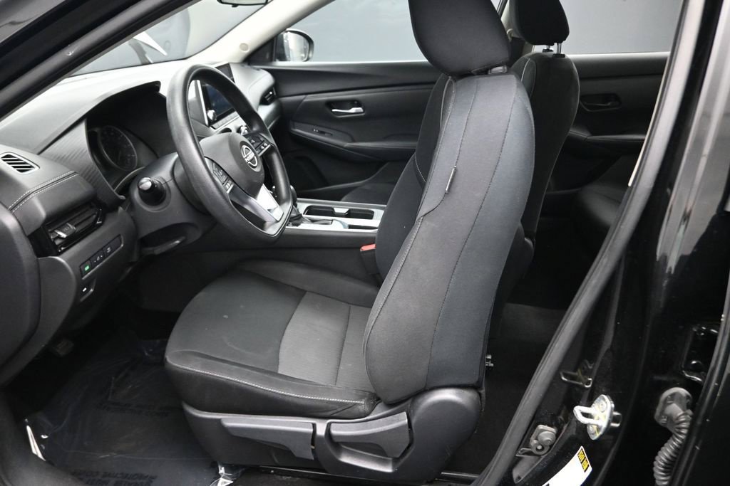 Certified 2024 Nissan Sentra SV FWD image 20