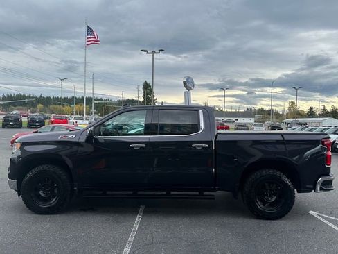 Used 2024 Chevrolet Silverado 1500 LTZ w/ Technology Package image 5