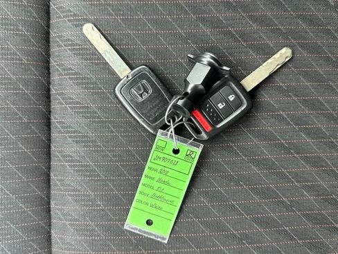 Used 2018 Honda Fit Sport image 13