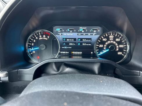 Used 2015 Ford F150 Lariat image 17