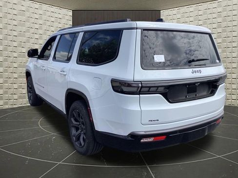 New 2026 Jeep Grand Wagoneer Limited AWD/4WD image 6