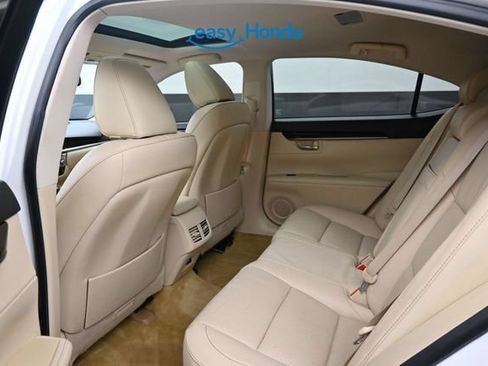 Used 2013 Lexus ES 350 w/ Luxury Pkg FWD image 15