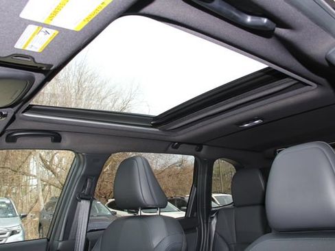 Certified 2025 Subaru Forester Limited AWD/4WD image 18
