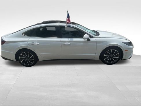 Used 2021 Hyundai Sonata Limited w/ Preferred Accessory Package FWD image 28