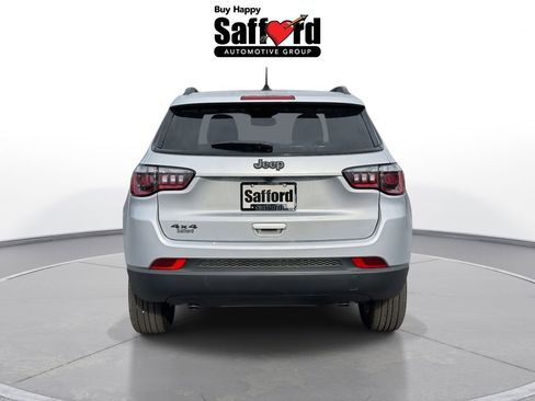 New 2026 Jeep Compass Latitude w/ Sun and Sound Group image 7