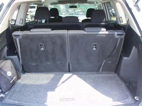 Used 2018 Volkswagen Atlas Launch Edition FWD image 21