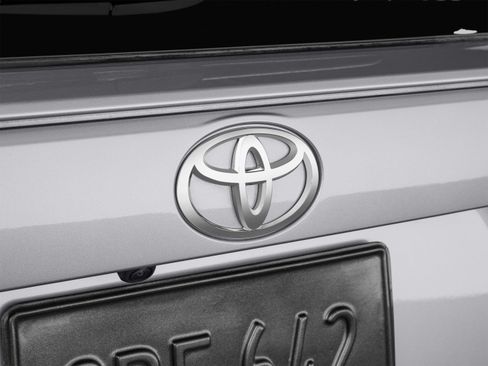 Used 2022 Toyota RAV4 XLE w/ Convenience Package AWD/4WD image 54