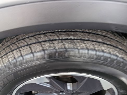 Used 2024 Nissan Rogue SV image 13